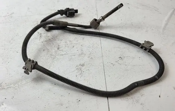 Mercedes-Benz E W212 Exhaust gas temperature sensor A0009057004