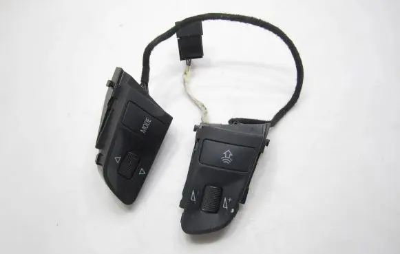 Audi A6 S6 C6 4F Steering wheel buttons/switches 4F0951527 04253 61676390