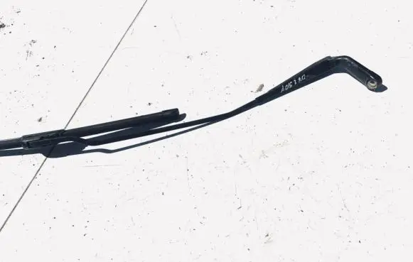 Audi A3 S3 8L Front wiper blade arm 1j1955410