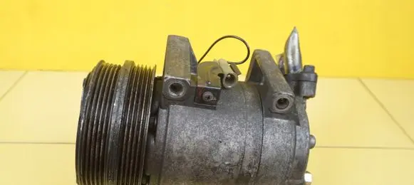 Volvo C30 Air conditioning (A/C) compressor (pump) 31308257 D5204T