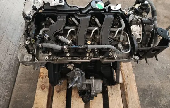 Renault Trafic III (X82) Engine 110411748R 130c09955r
