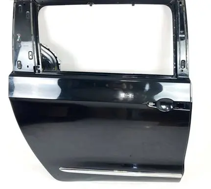 Chrysler Pacifica Rear door 686AH216