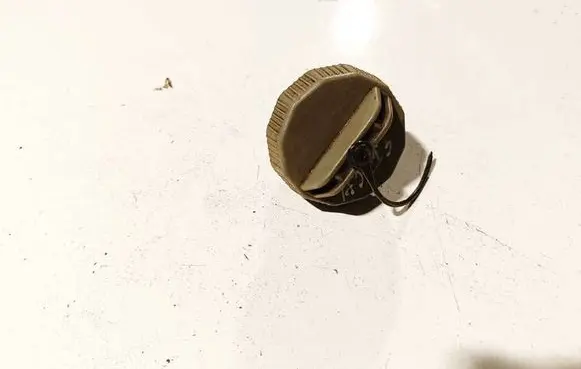 Skoda Praktik (5J8) Oil filler cap 