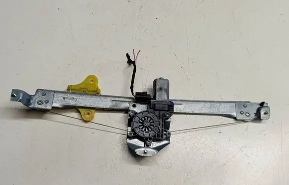 Renault Captur Front door window regulator with motor 807210269RU5 807210269R 25022015