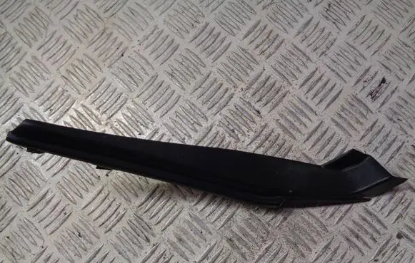 Nissan Pulsar Wiper trim 668943GF0A