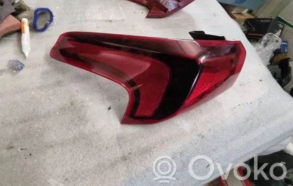 Hyundai Santa Fe Rear/tail lights 92401SL