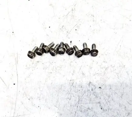 KIA Sportage Nuts/bolts 