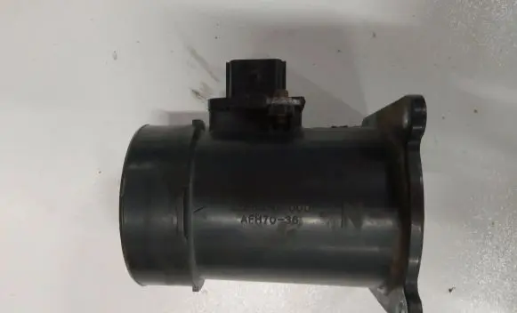 Nissan X-Trail T30 Mass air flow meter 22680CA000