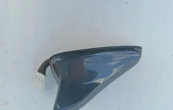 Hyundai Kona I Aerial GPS antenna