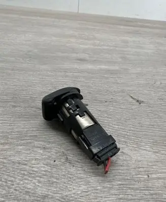 Renault Megane II Cigarette lighter 30313