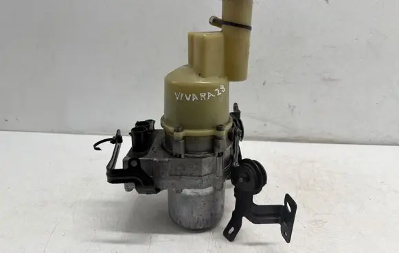 Opel Vivaro Power steering pump 9818127580