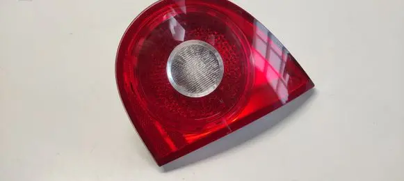Volkswagen Golf V Tailgate rear/tail lights 1K6945094E