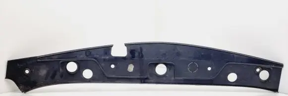 Renault Megane II Radiator trim 8200116717 32451 F0U8C1