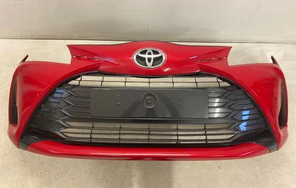 Toyota Yaris Front bumper 521190da40 6320a292 531020d130