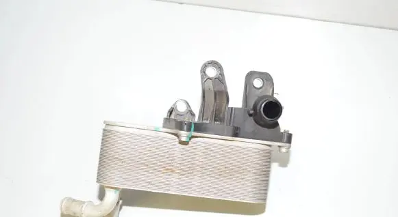 BMW i3 Transmission/gearbox oil cooler 7623685 17117623685