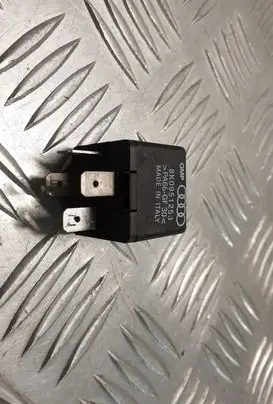 Audi A6 S6 C6 4F Other relay 8K0951253