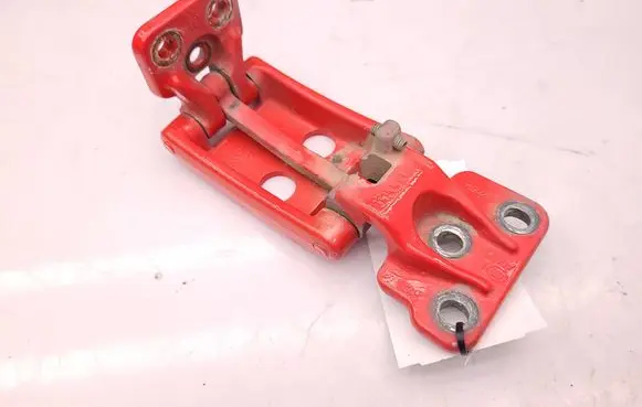 Man TGE 1gen Rear door upper hinge 7C0827151A