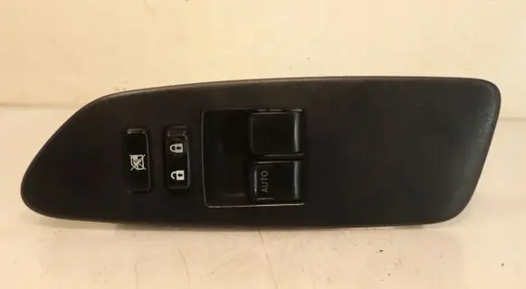 Toyota Auris 150 Electric window control switch