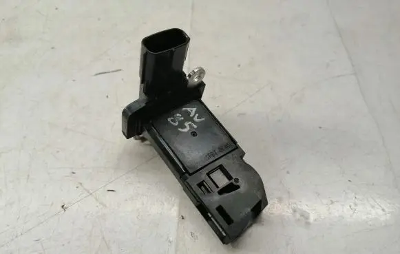 Toyota Avensis T270 Mass air flow meter 2220426010 54321