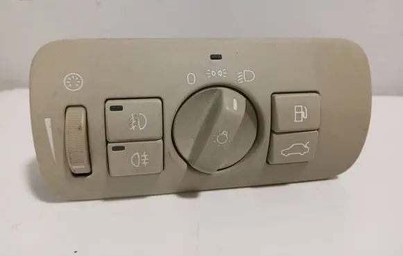 Volvo V70 Light switch 30739422 190826A 04067323