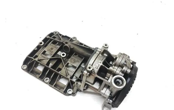 BMW 3 E90 E91 Oil pump 7798014 9140307540