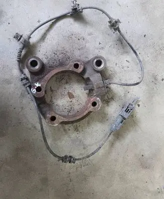 Opel Astra K Rear wheel hub 13362356