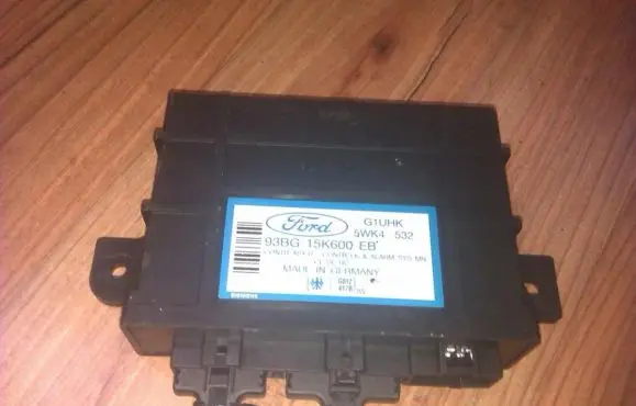 Ford Mondeo MK I Comfort/convenience module 93bg15k600eb