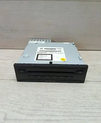 Audi A4 S4 B8 8K CD/DVD changer 8X0035110 CXCA1990G