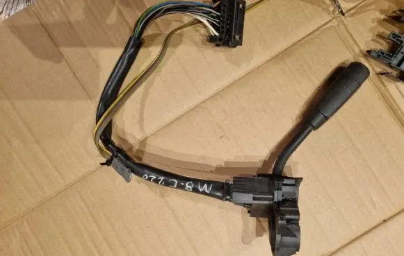 Mercedes-Benz C W202 Indicator stalk MBC220