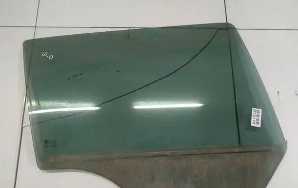 Opel Astra H Rear door window glass AS3