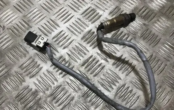 Mercedes-Benz Sprinter W901 W902 W903 W904 Lambda probe sensor 0065424918 0281004203