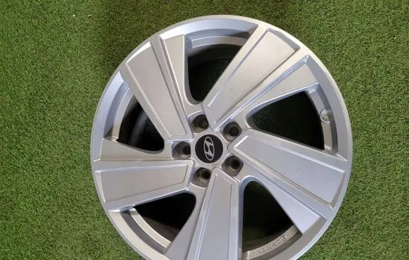 R19 alloy rim