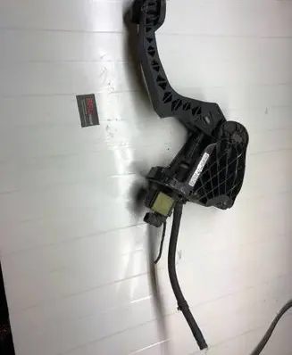 Volkswagen Golf V Clutch pedal 1K1721059AE 1301021732 20062003