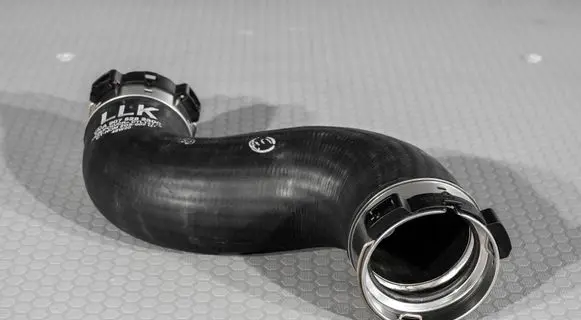 Intercooler hose/pipe