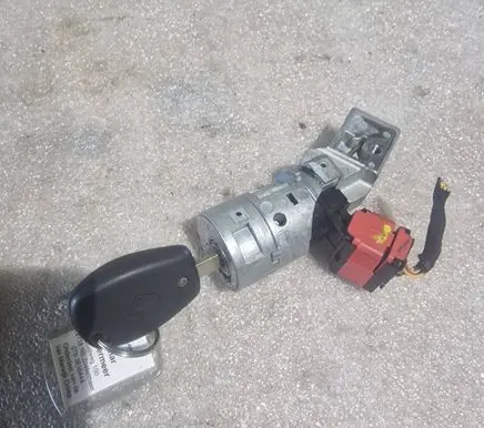 Renault Modus Ignition lock 8200214168