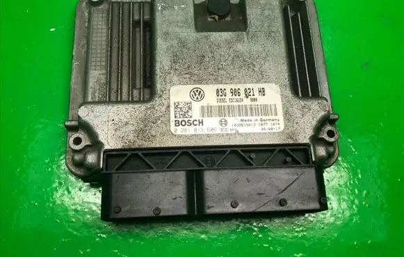 Volkswagen Golf V Engine control unit/module ECU 0281013606 03G906021HB EDC16U34
