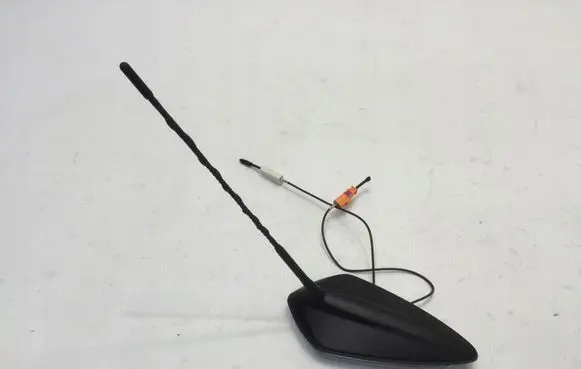 Citroen C4 III e-C4 Aerial GPS antenna 9835734280