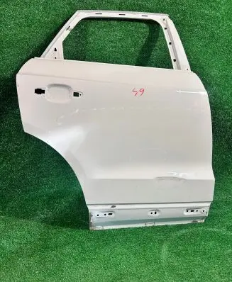 Audi Q3 8U Rear door