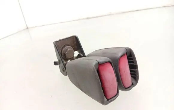 Volvo S80 Rear seatbelt buckle 9156906