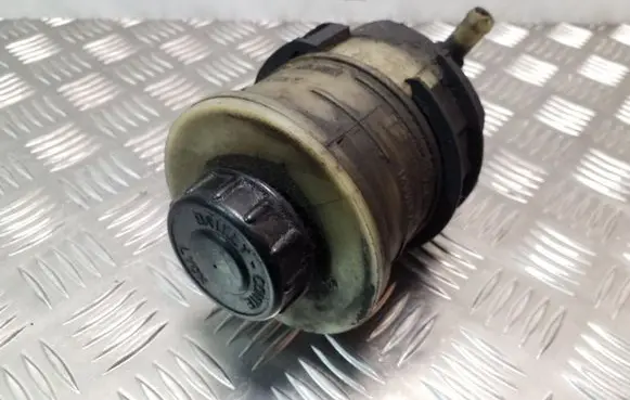 Opel Vivaro Power steering fluid tank/reservoir 7700782884