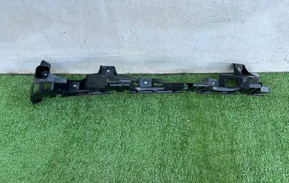 Opel Cascada Rear bumper mounting bracket 13369025