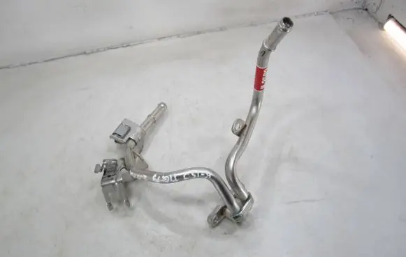 Volkswagen Tiguan Engine coolant pipe/hose 04L122157S