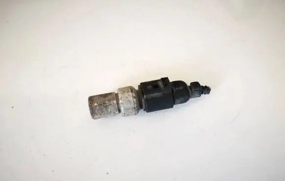 Skoda Yeti (5L) Air conditioning (A/C) pressure sensor 