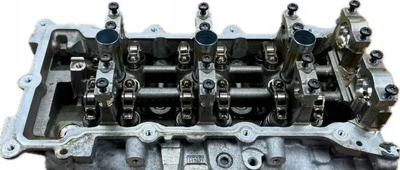 Dodge Charger Engine head 05184510AP