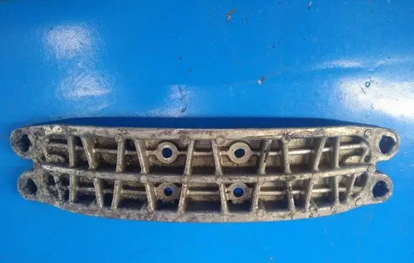 Lexus IS 220D-250-350 Gearbox mounting bracket 5725530130