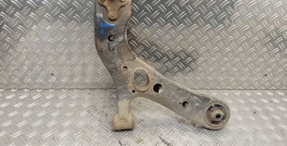 Toyota RAV 4 (XA40) Front lower control arm/wishbone
