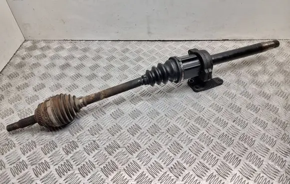 Toyota Avensis T250 Front driveshaft 