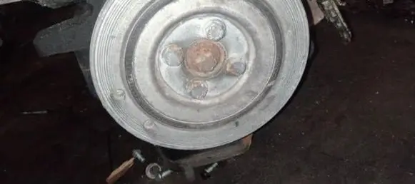 Opel Agila A Crankshaft pulley 285-330HZ