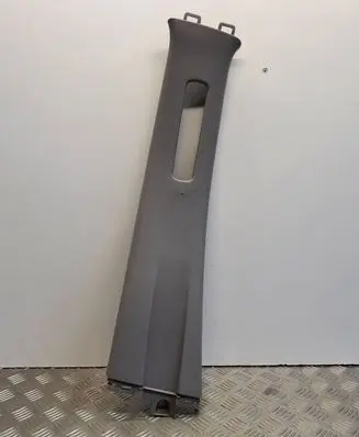 Toyota Yaris (B) pillar trim (top)