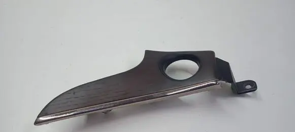Jeep Grand Cherokee Dashboard glove box trim